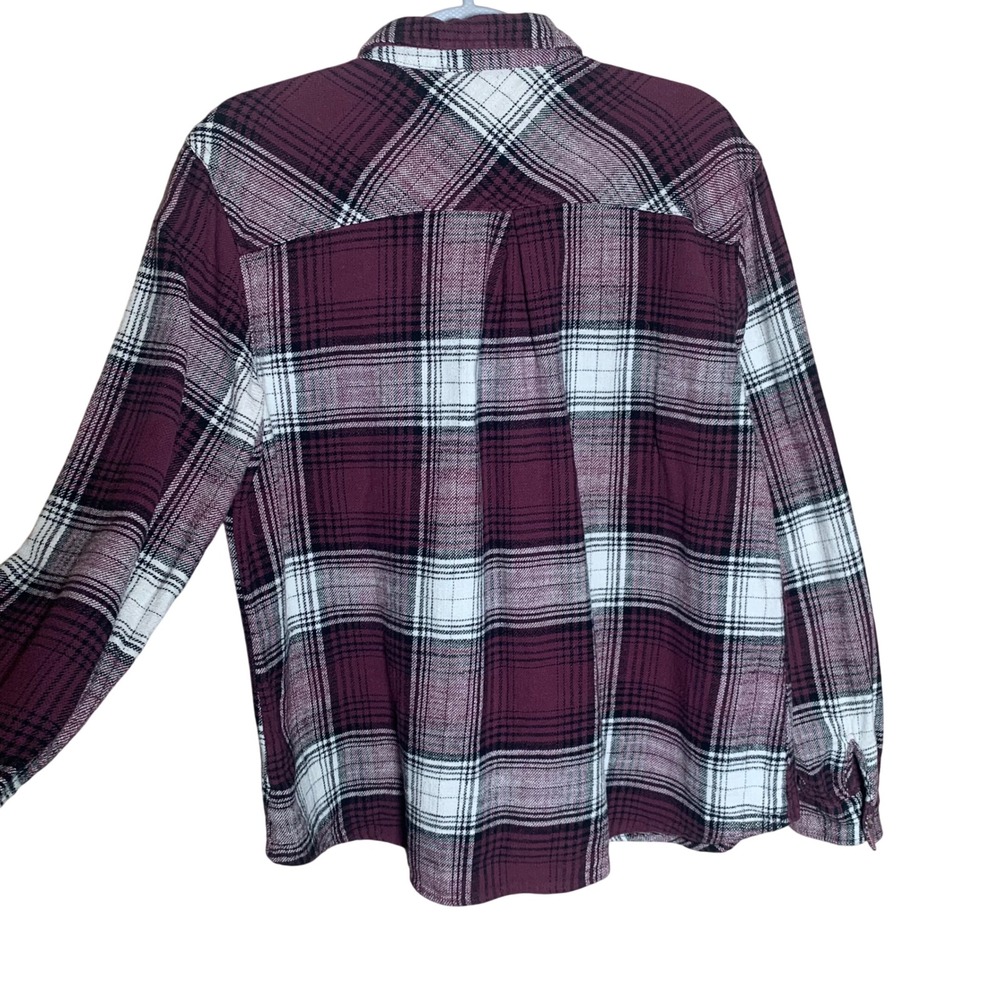Maurices Flannel Button Down Women Large Burgundy Plaid Excellent Relaxed Fit - Picture 3 of 9